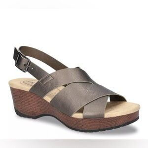 Easy Works by Easy Street Pewter Rafey Wedge Slip Resistant Sandal Size 11WW